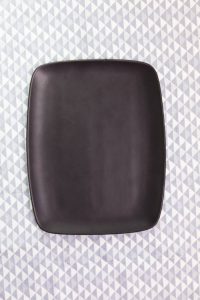 RECTANGULAR PLATE WITH MATT FINISH
