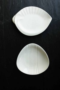 Triangle Textured Coupe Plate