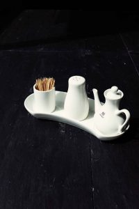 Pear-Shape Pepper Shaker(5 Hole)